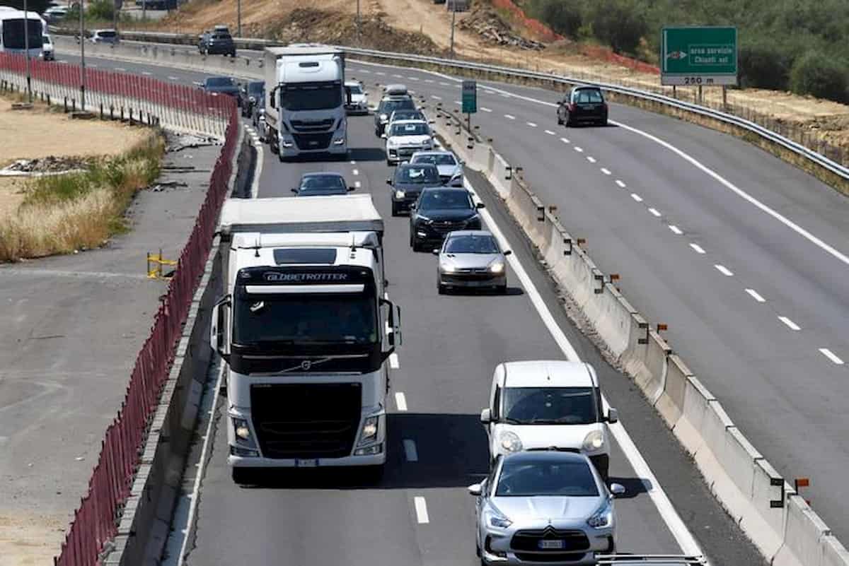 Autostrade, nessun aumento delle tariffe nel 2020