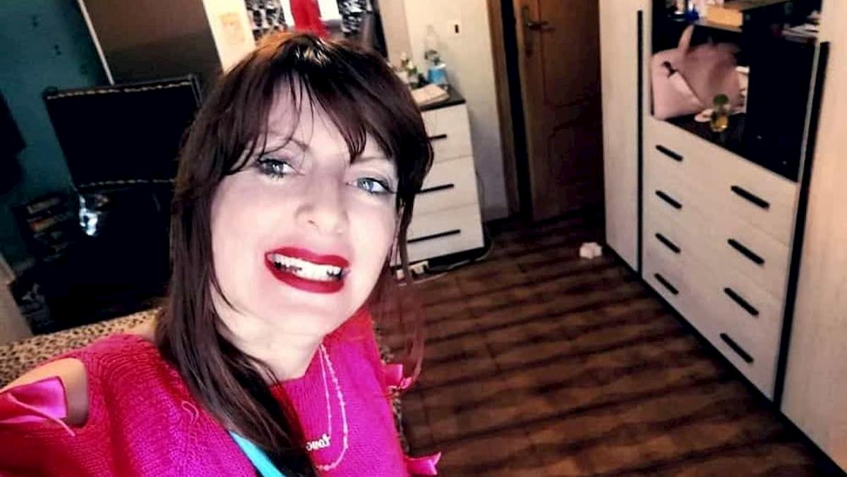 Azzurra Lorenzini è morta: la cantante e conduttrice tv stroncata dal cancro a 32 anni