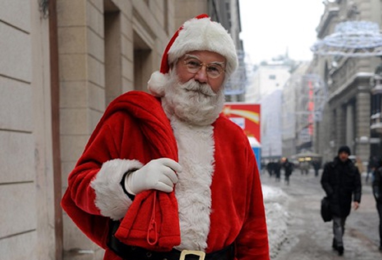 Natale col tampone, il rapido prima di vedere gli anziani e il fai da te per Capodanno