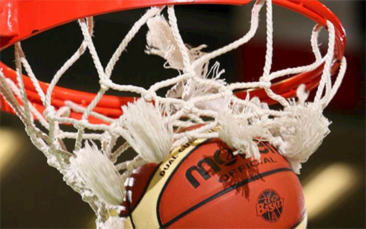 Gessi Basket in crisi, i giocatori vanno in pellegrinaggio