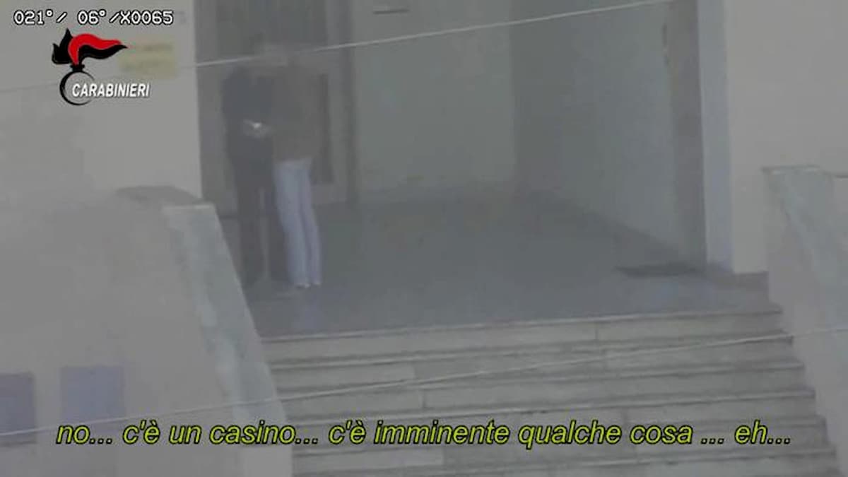 Calabria, dopo la maxi retata: massoni, carabinieri, politici, società civile...tutti clienti di 'ndrangheta