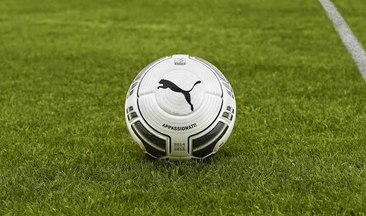 Pino Torinese, insulti tra genitori alla partita dei pulcini: gara sospesa e bimbi in lacrime