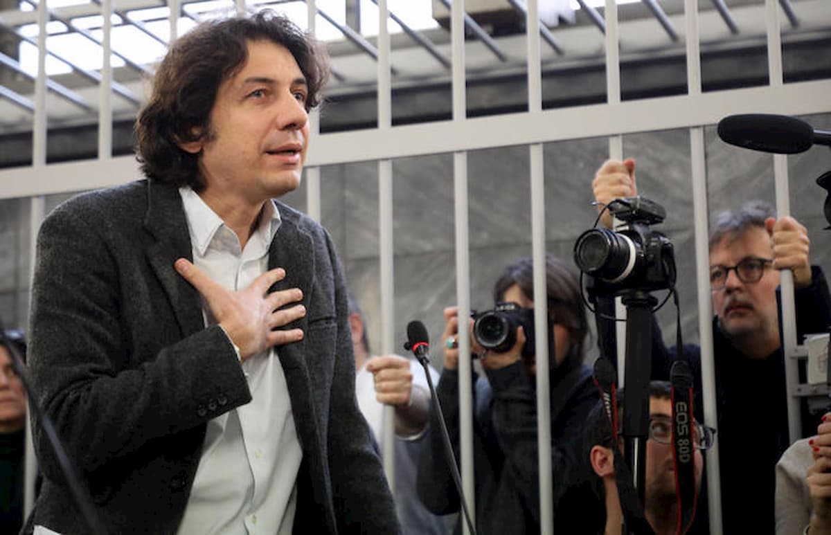 Fine vita dj Fabo, assolto il radicale Marco Cappato. In aula la notizia della morte della madre