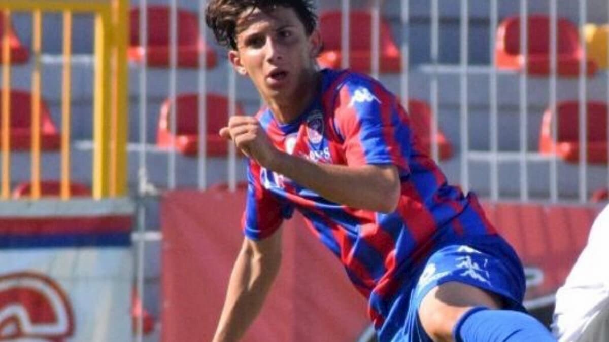Casarano, Raffaele Santagata muore a 18 anni per una grave malattia