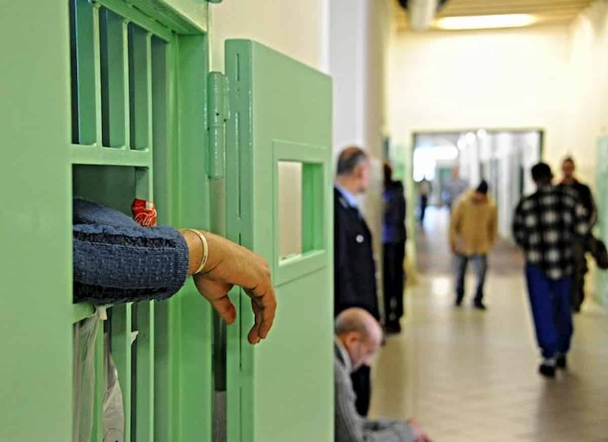Codice rosso applicato anche a una coppia gay: arrestato a Milano il partner violento