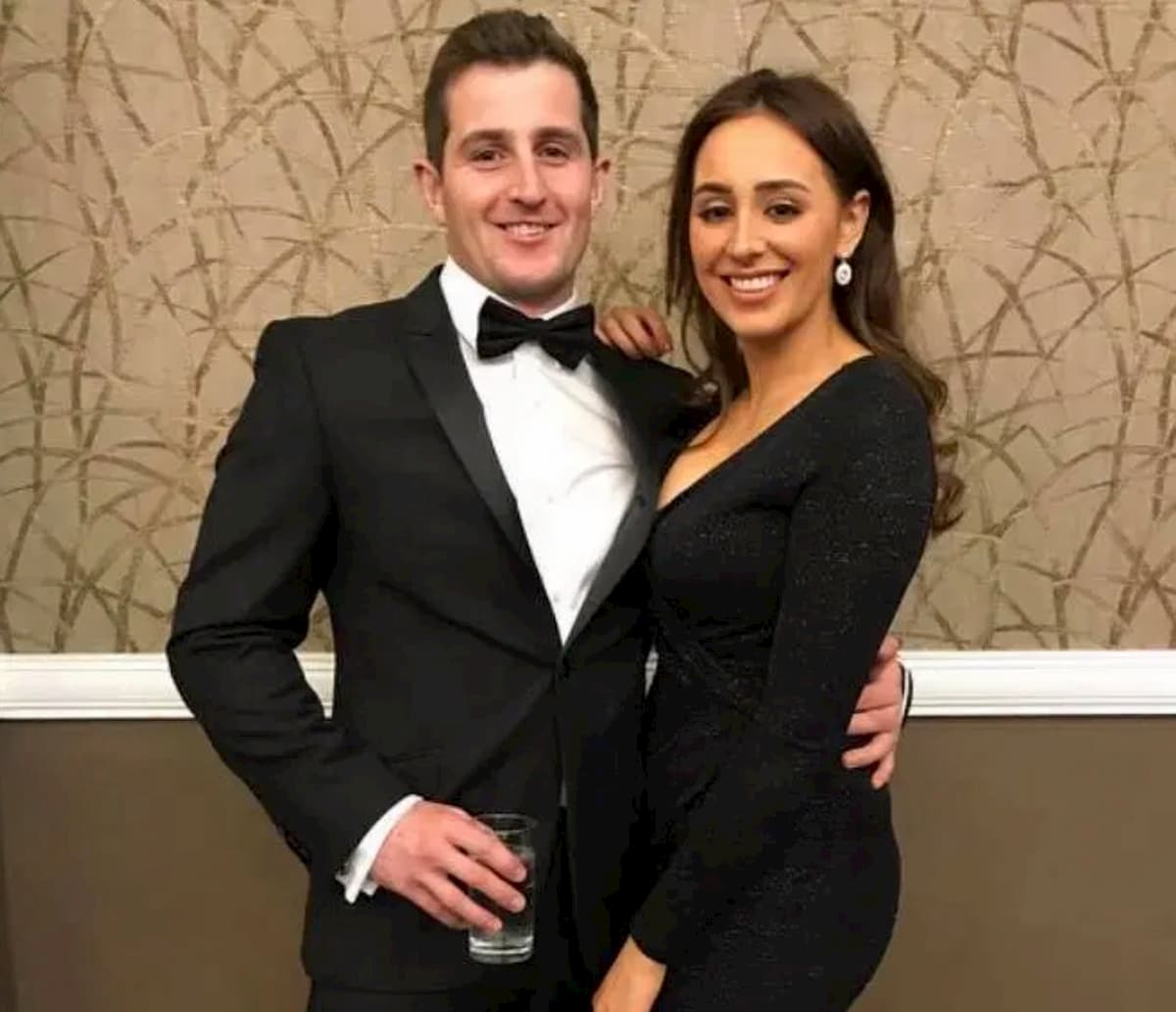 Il testimone dello sposo si ubriaca e picchia la sposa: matrimonio finisce in poche ore