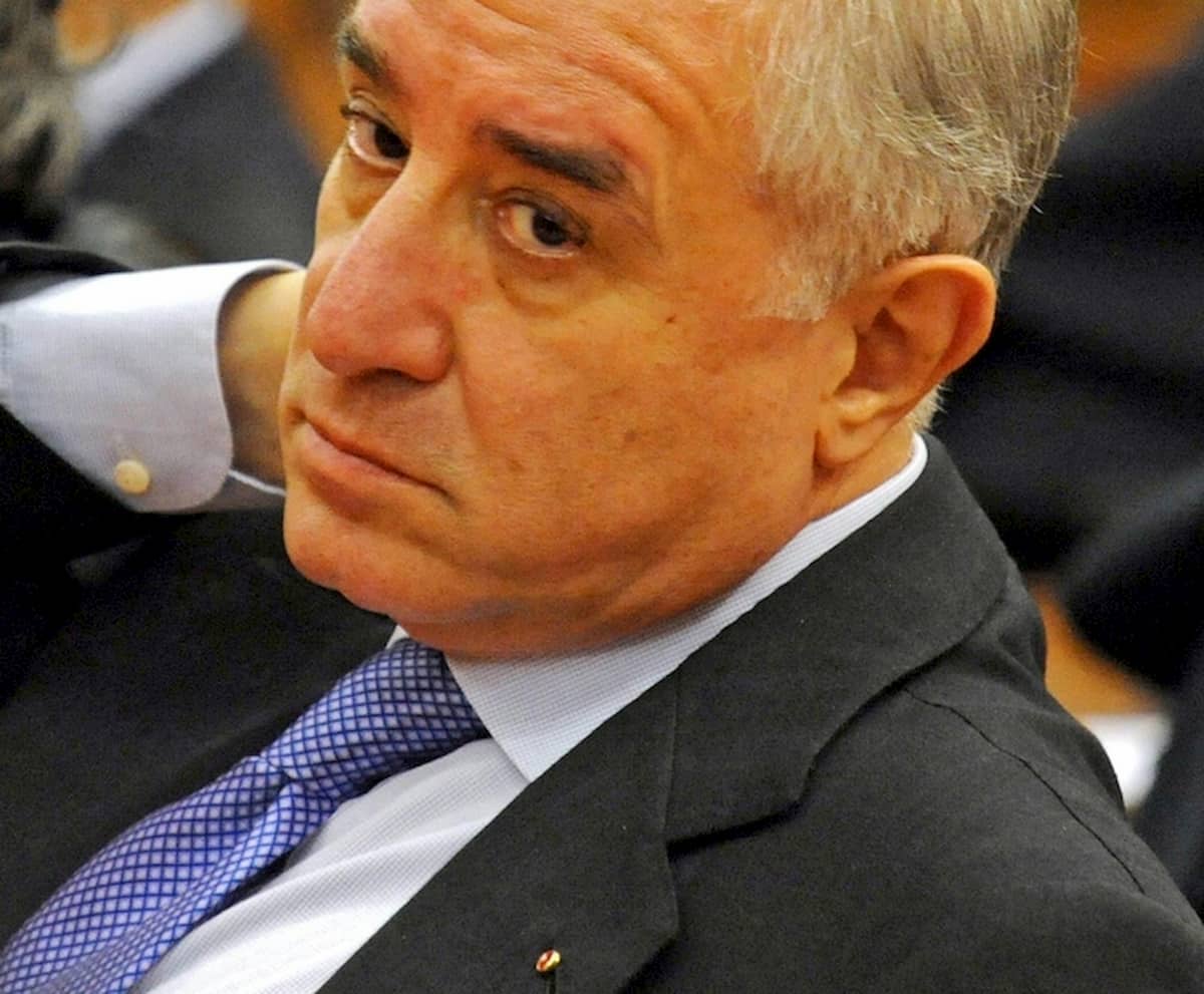 Marcello Dell'Utri, consegnato il provvedimento di scarcerazione. Il 12 si decide se è ancora pericoloso