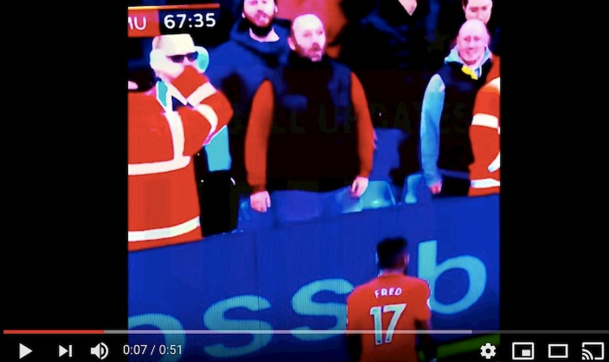 Derby Manchester, gesto razzista: video YouTube, tifoso arrestato