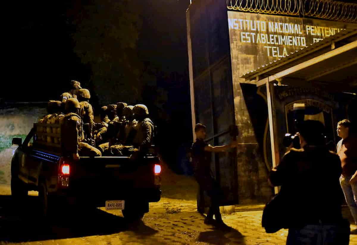 Honduras: nuovi scontri in carcere, 16 morti. E sono 36 in tutto il weekend