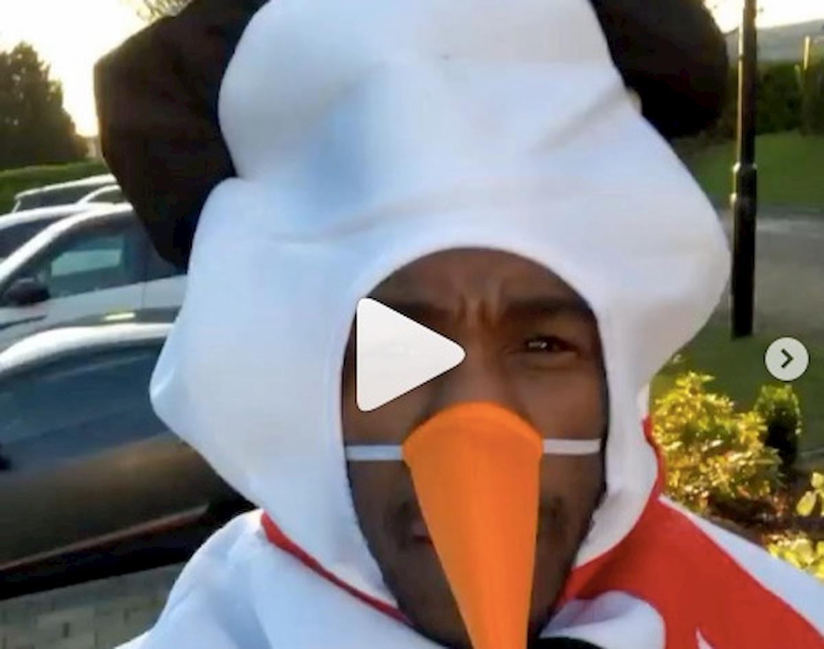 Michail Antonio, vestito da pupazzo di neve, si schianta con la sua Lamborghini nel giorno di Natale