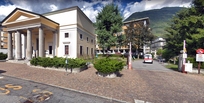 Sondrio, Alimi insultata in ospedale per morte figlia: Non sono una scimmia