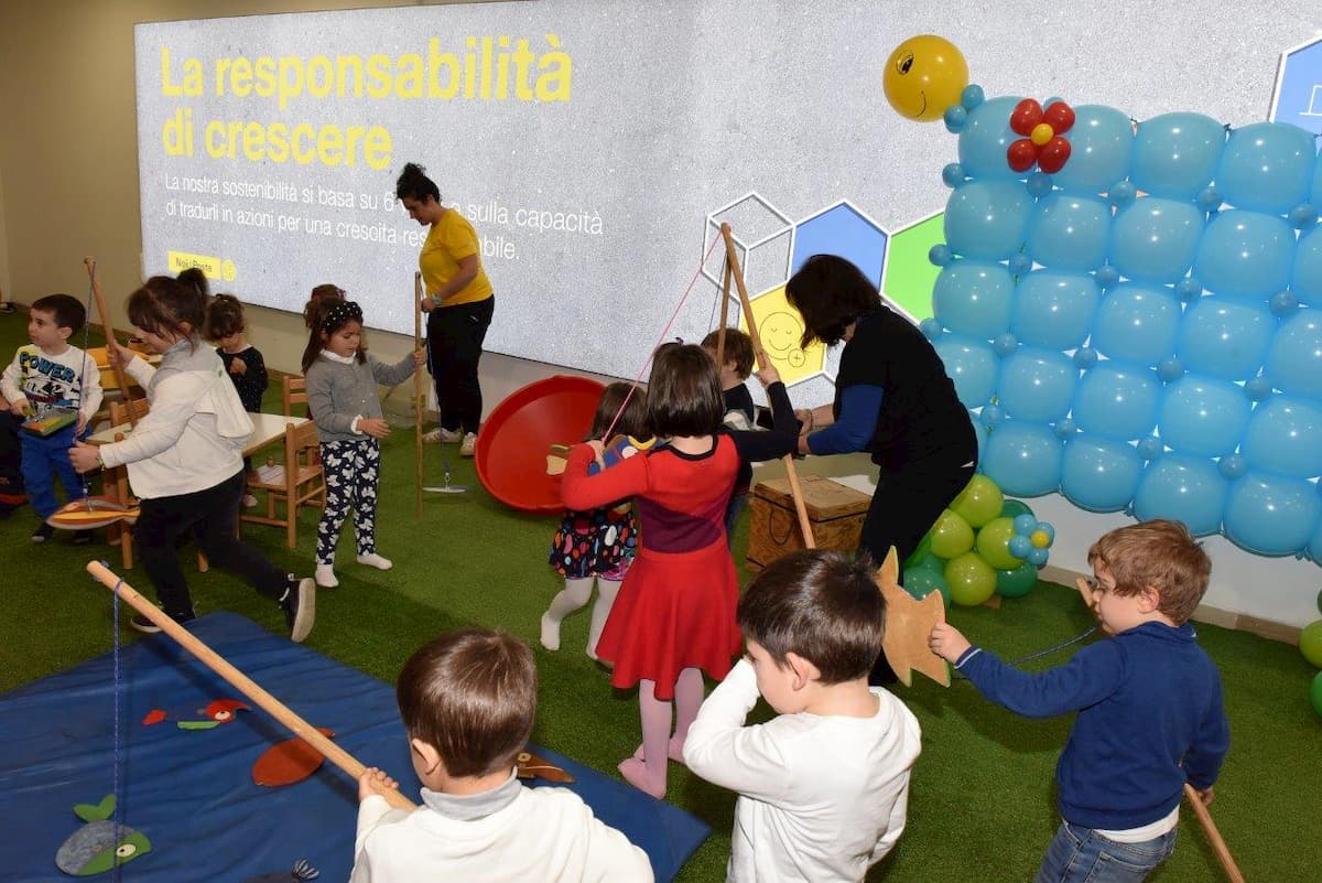 Poste aperte tutto l'anno: il nuovo progetto di Poste Italiane per i figli dei dipendenti