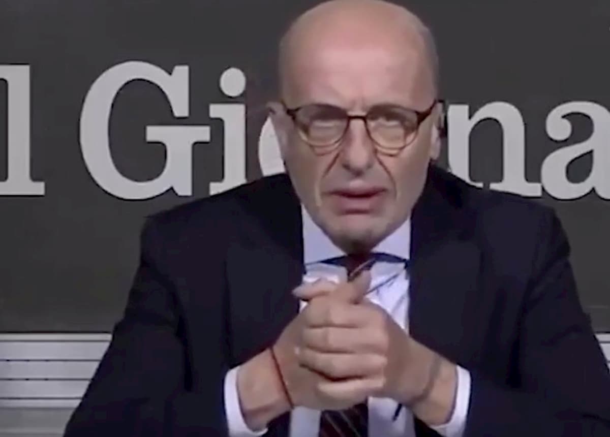 DiMartedì, Sallusti prova a difendere l'articolo su Nilde Iotti: "Le romagnole sono tutte esuberanti". Gelo in studio