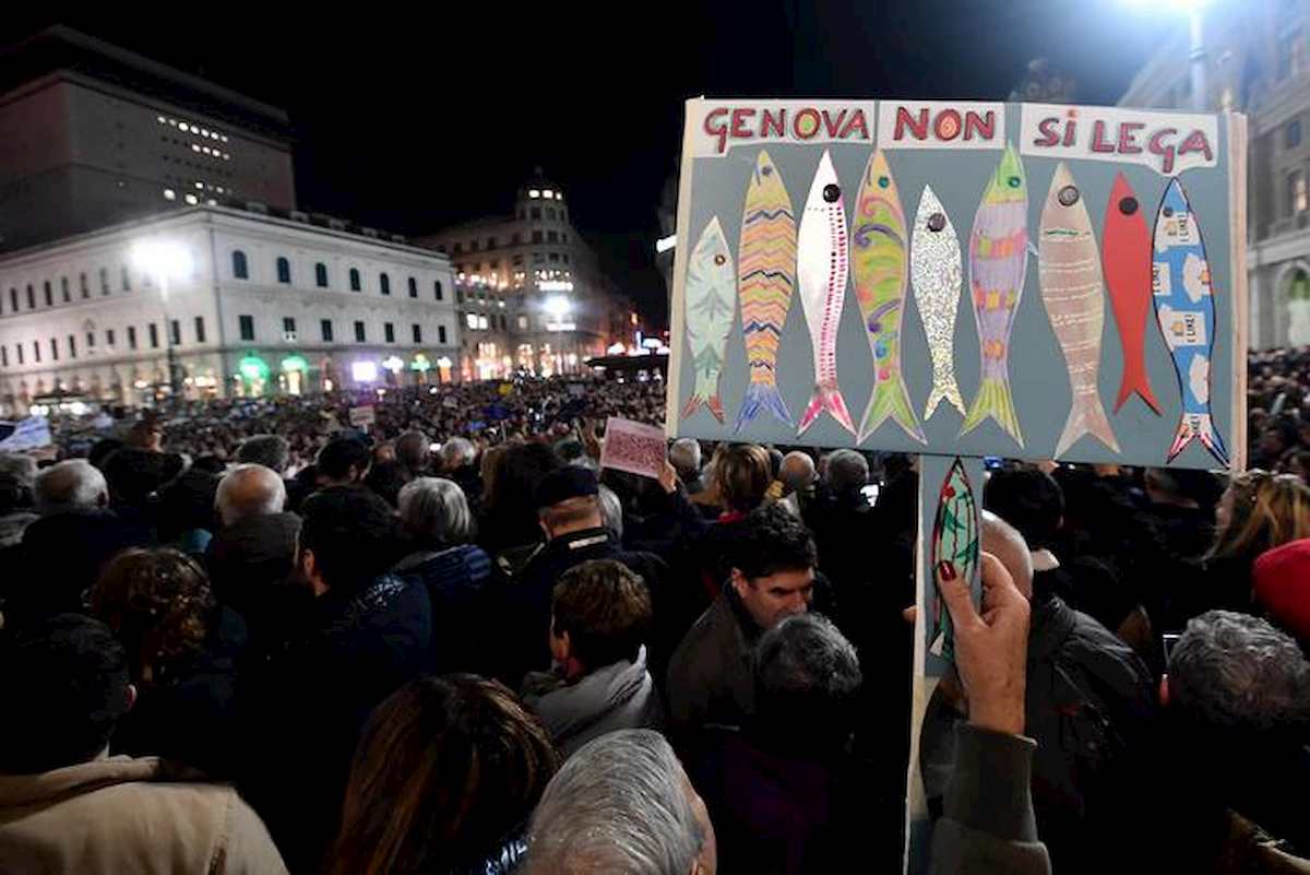 Genova, maestre fanno colorare le sardine ai bimbi del nido. Scoppia la polemica