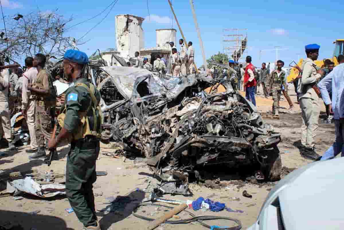 Terroristi islamici, il ritorno di Isis & co: uccidono, sgozzano, bombardano: Somalia, Nigeria, Burkina Faso...