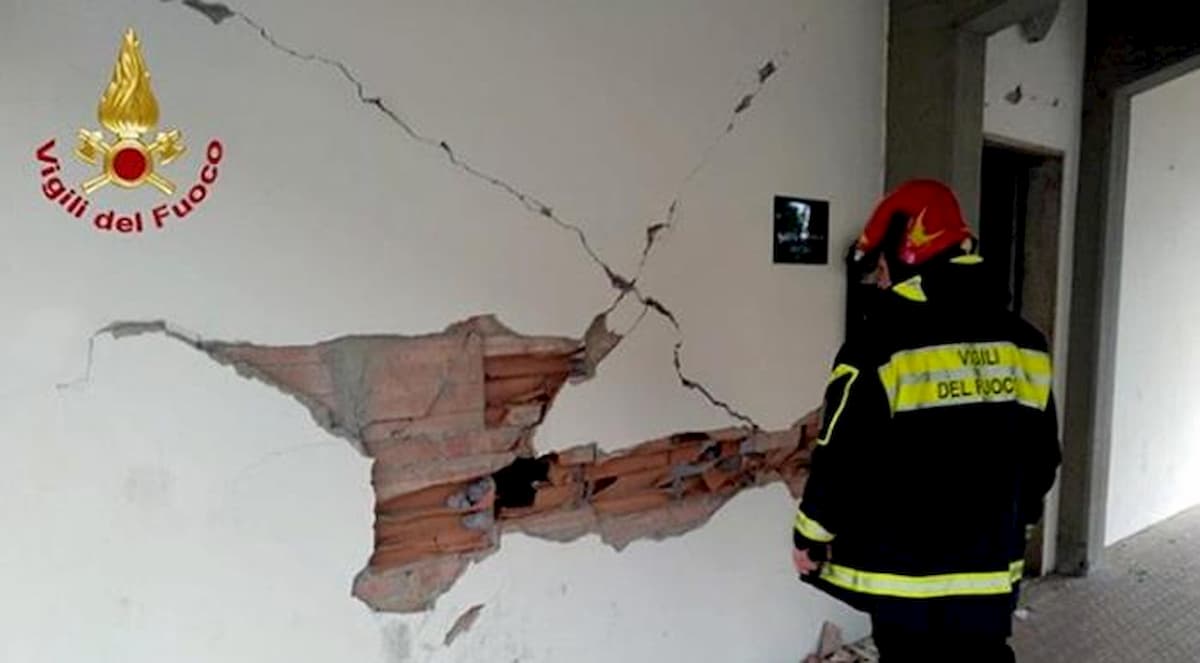 Terremoto Mugello, la placca adriatica che preme sugli Appennini