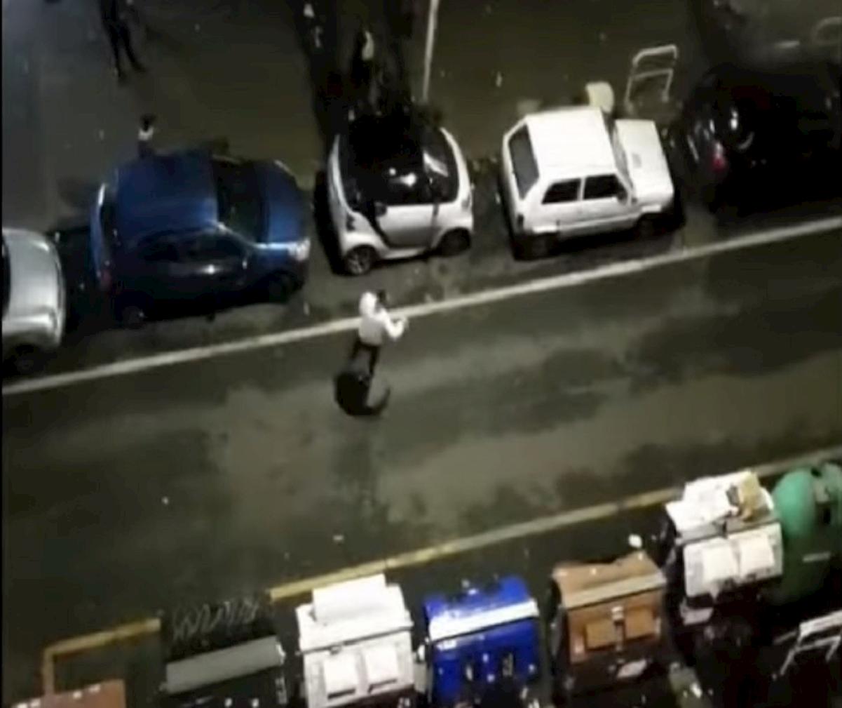 tuscolano ragazzi battaglia rifiuti