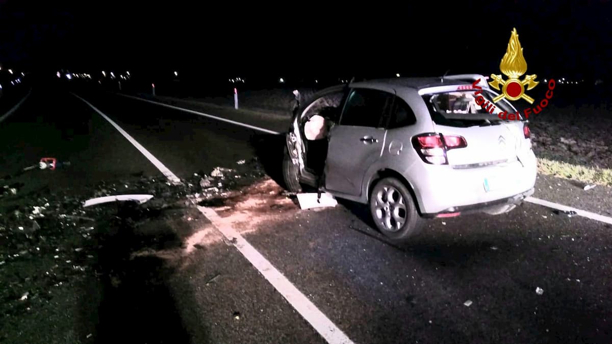 Noventa di Piave (Venezia), incidente nella notte: morti tre ragazzi