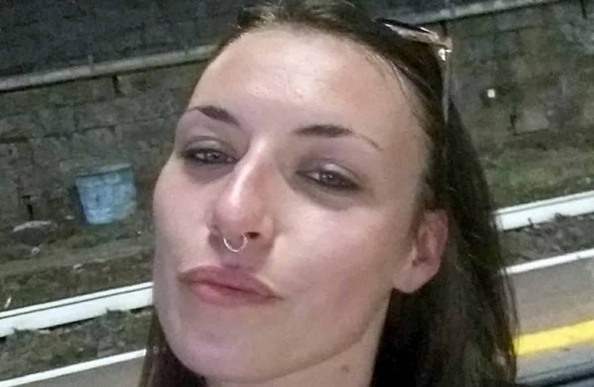 Veronique Garella lanciata sotto al treno a Cavi di Lavagna per gelosia? L'amica e il ragazzo conteso