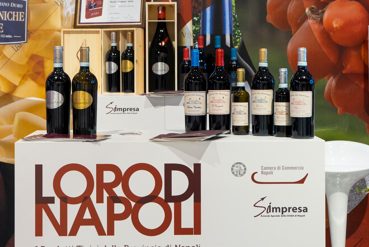 I vini dei suoli vulcanici del Vesuvio a Milano con Loro di Napoli