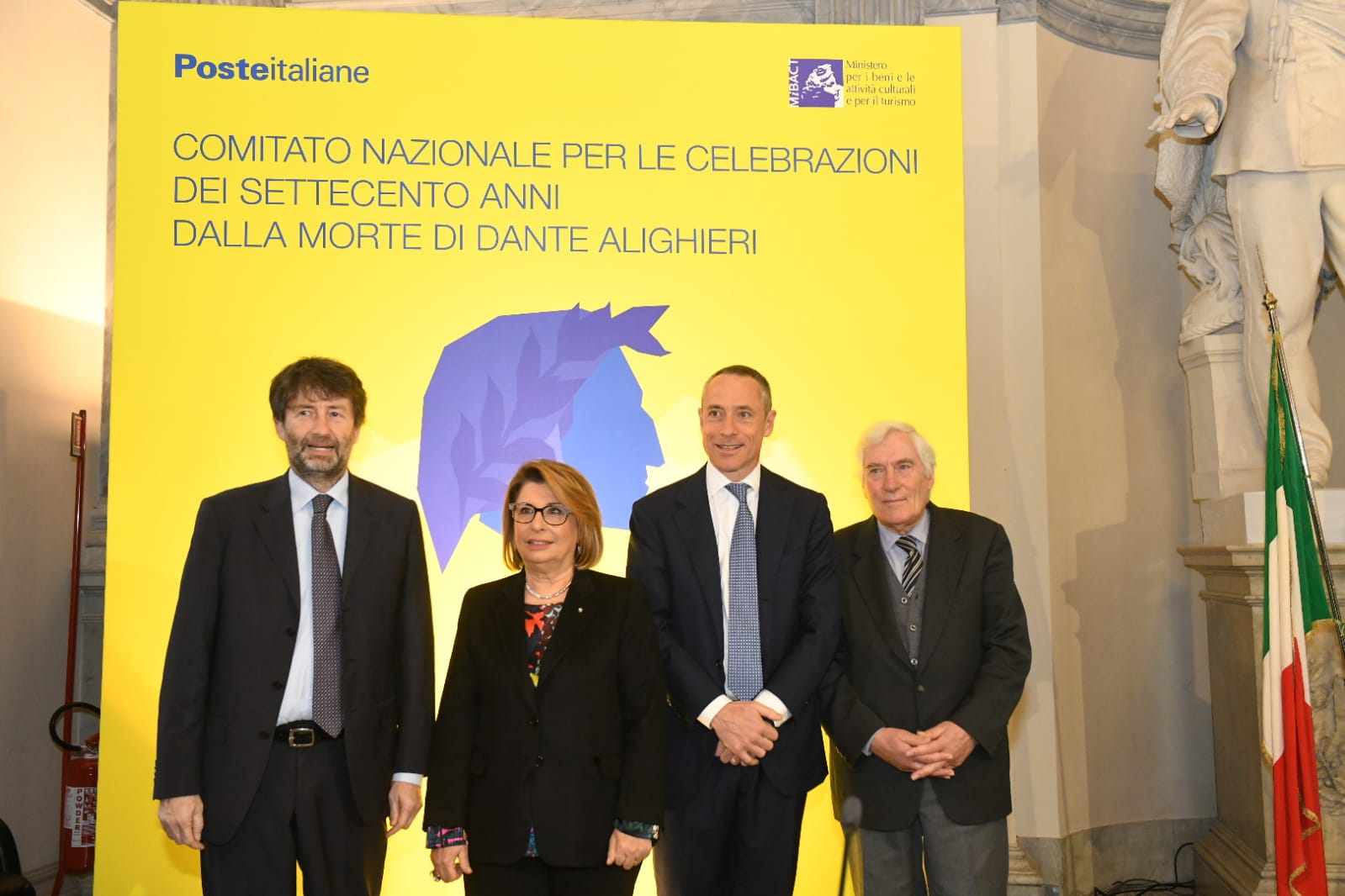 Dante Alighieri, Poste Italiane e il ministro Franceschini celebrano il 7° centenario. "Coi piccoli comuni riscopriamo l'identità nazionale"