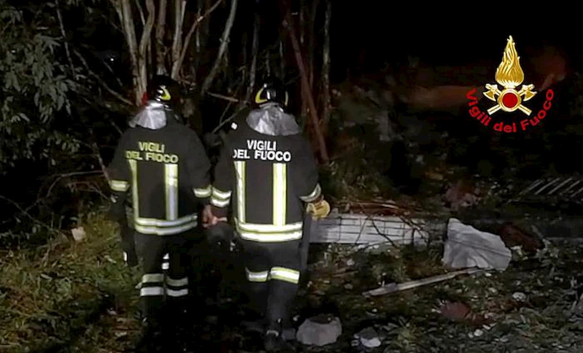 Colle San Marco, 26enne muore dopo caduta in dirupo: cercava di spegnere rogo causato da botti