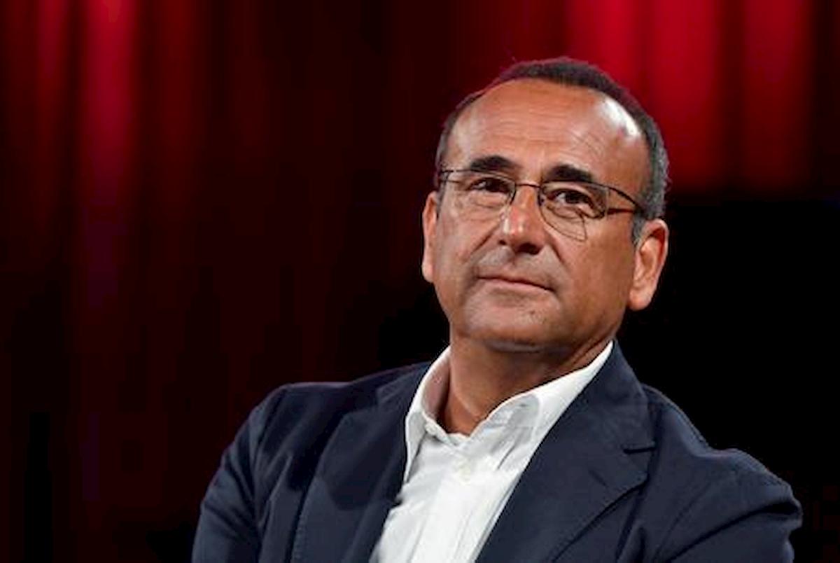 Tale e Quale Show, Carlo Conti sta meglio e presenterà da casa