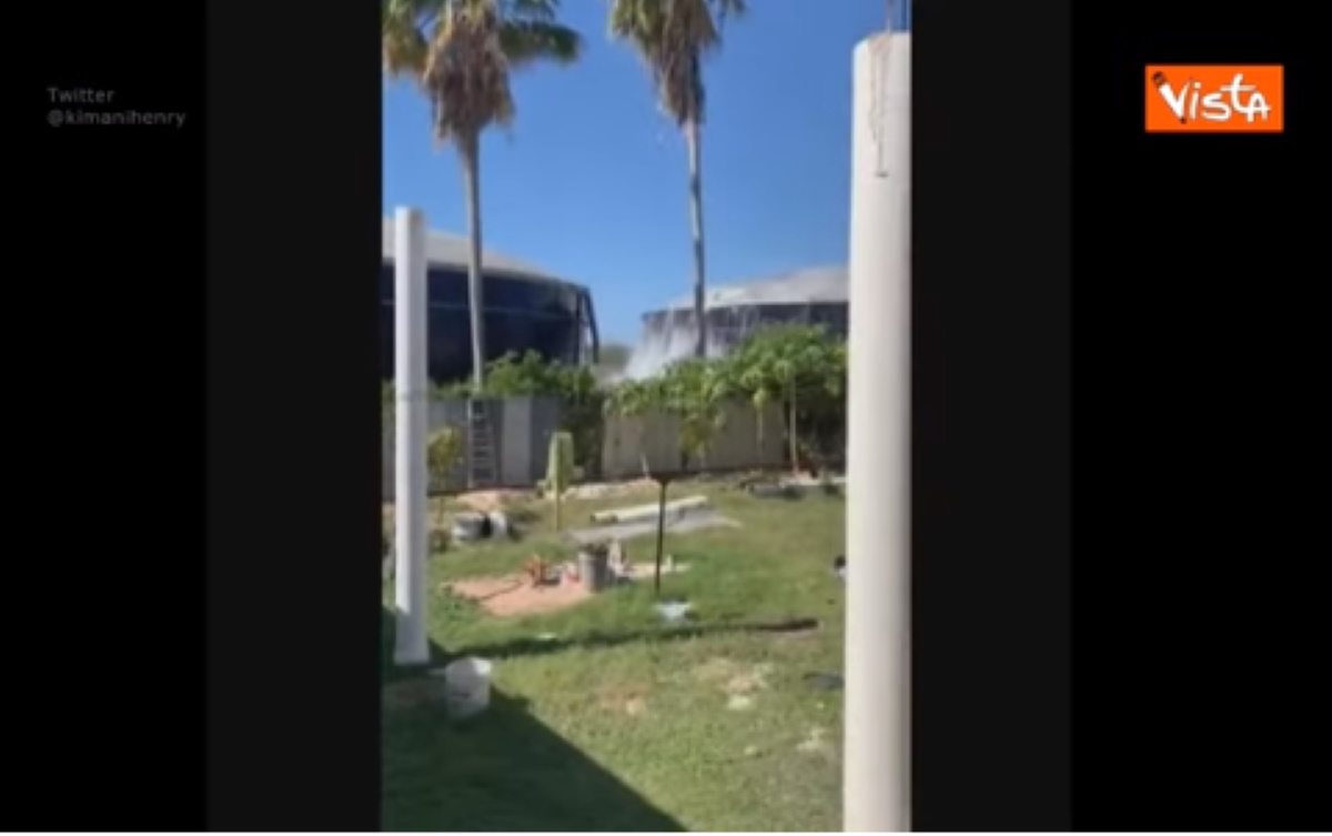 Isole Cayman, cisterne svuotate dell'acqua dal violento terremoto