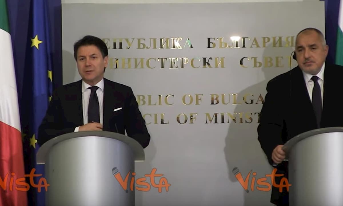 Coronavirus, Conte: "No ad allarmismi. Non siamo preoccupati, siamo vigili" VIDEO