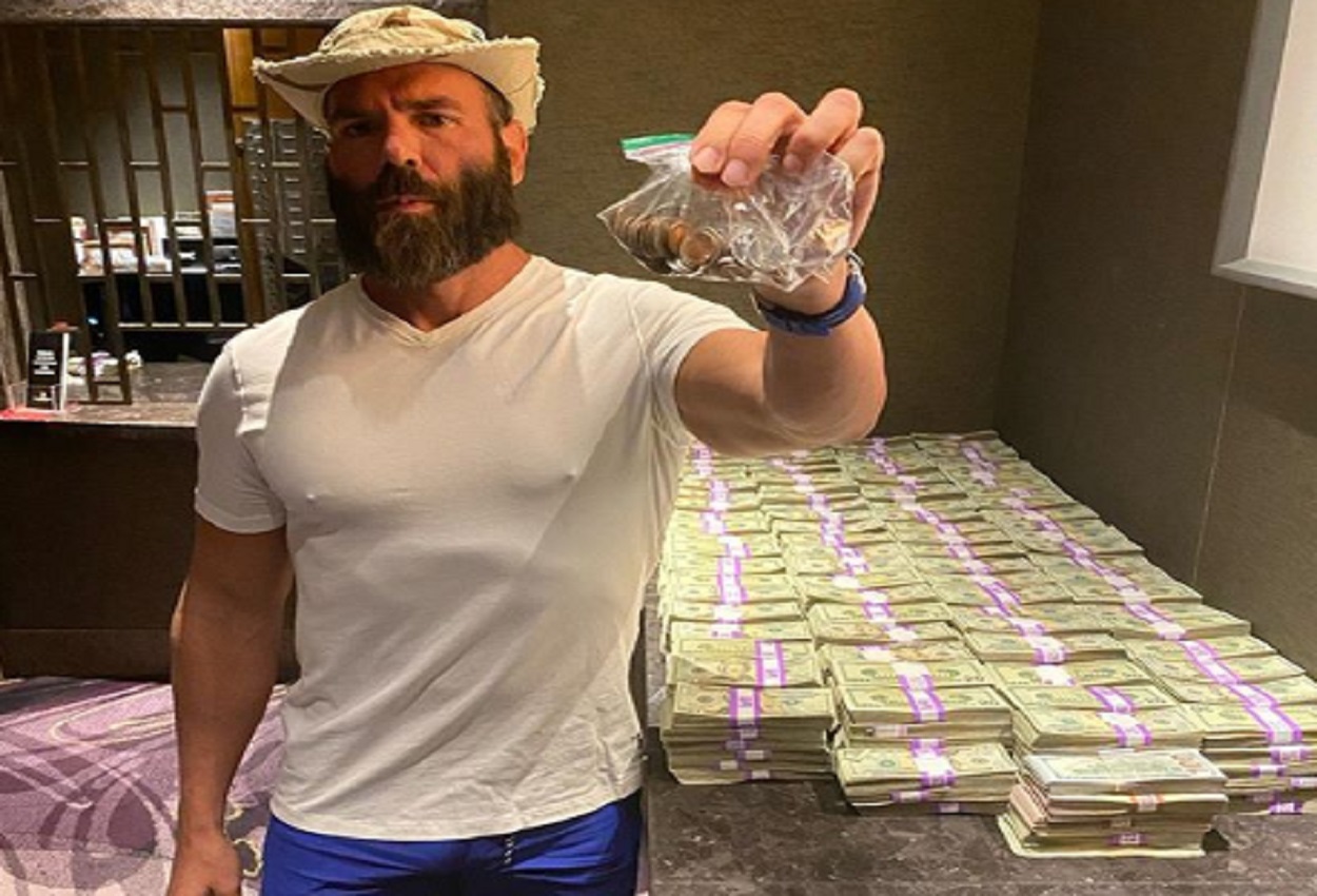 Dan Bilzerian, Instagram