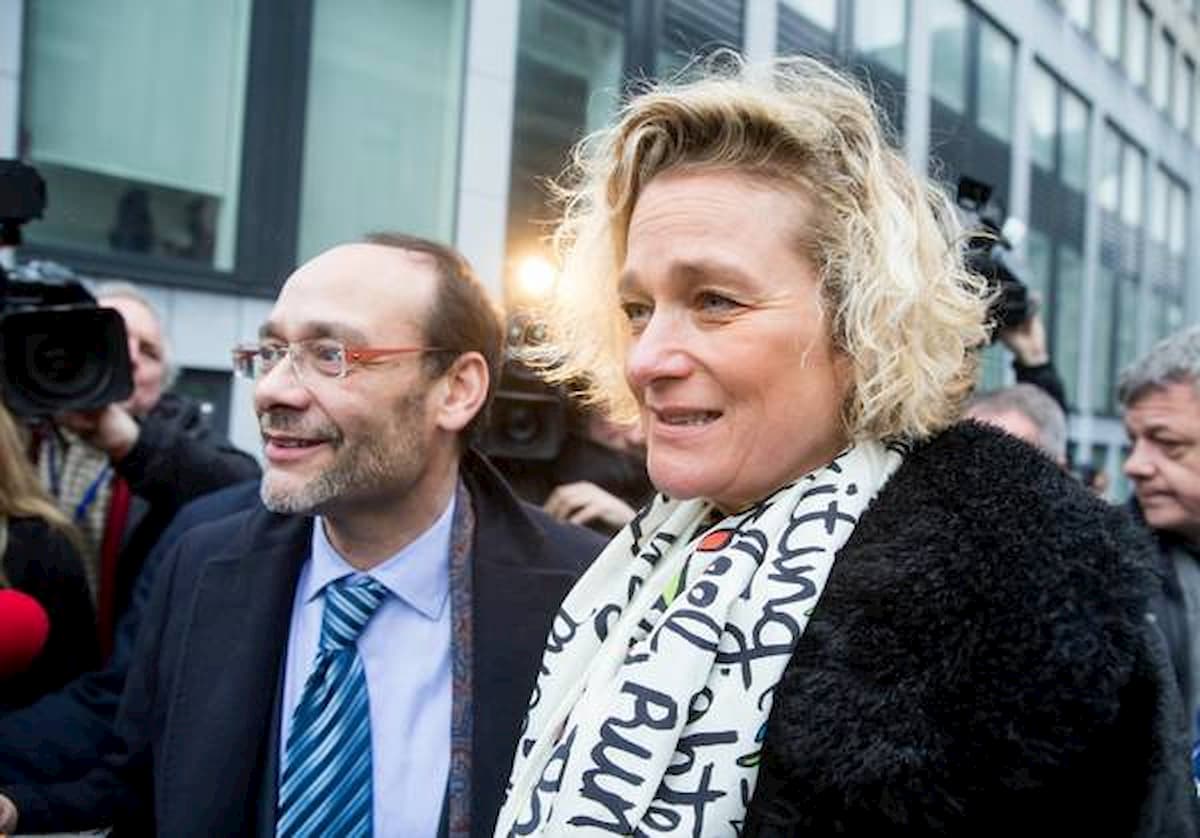 Delphine Boel é la figlia segreta dell'ex re del Belgio: il vecchio Alberto II costretto al test del Dna