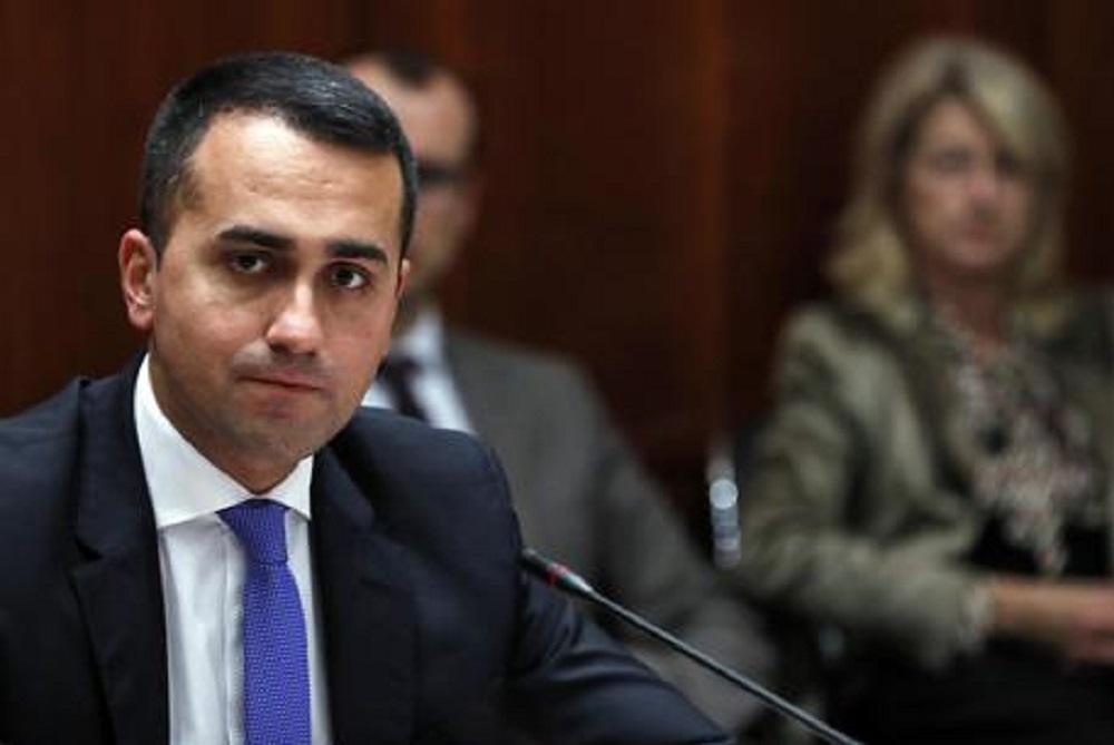 Di Maio non fa più il capo, problema è : il capo di che?