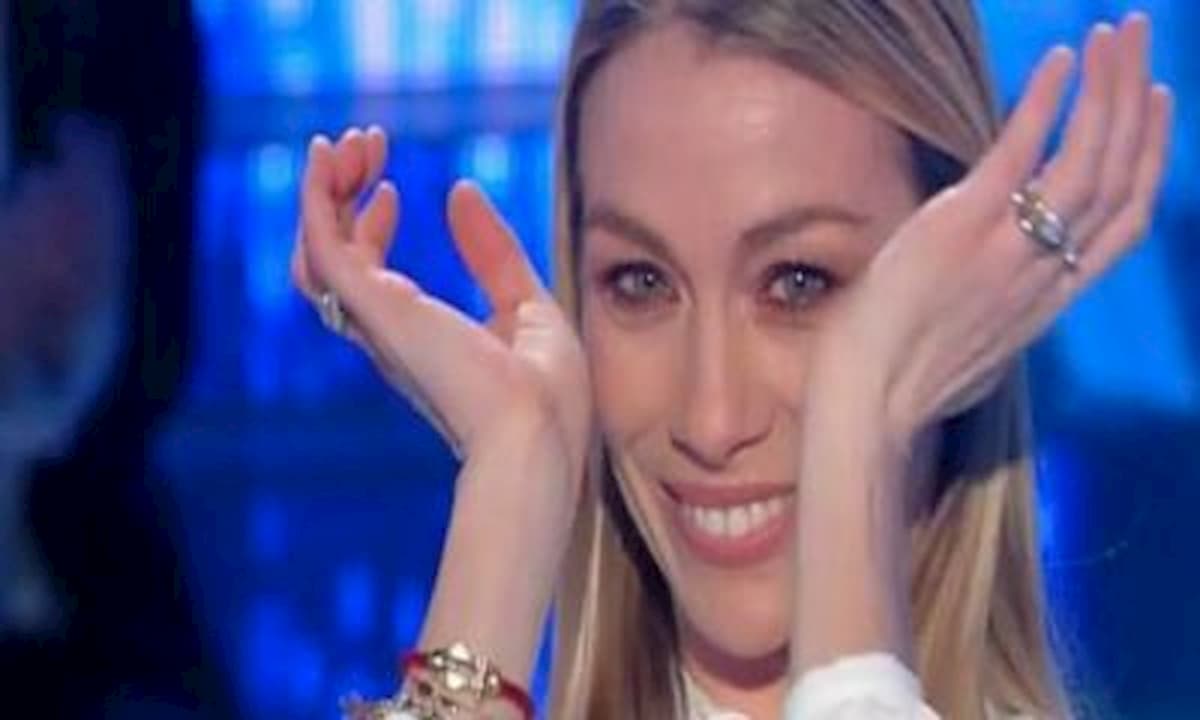 Eleonora Abbagnato a Verissimo: "Mia mamma ha la leucemia, lascio l'Opéra di Parigi per starle vicino"