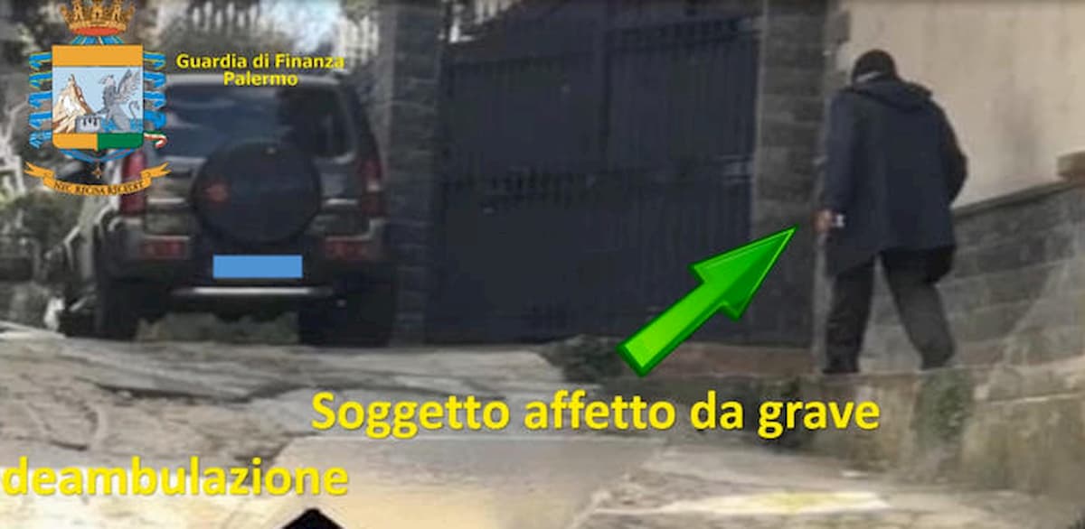 Palermo, la fabbrica di falsi invalidi. Ciechi che leggono, paralitici che ballano la zumba...