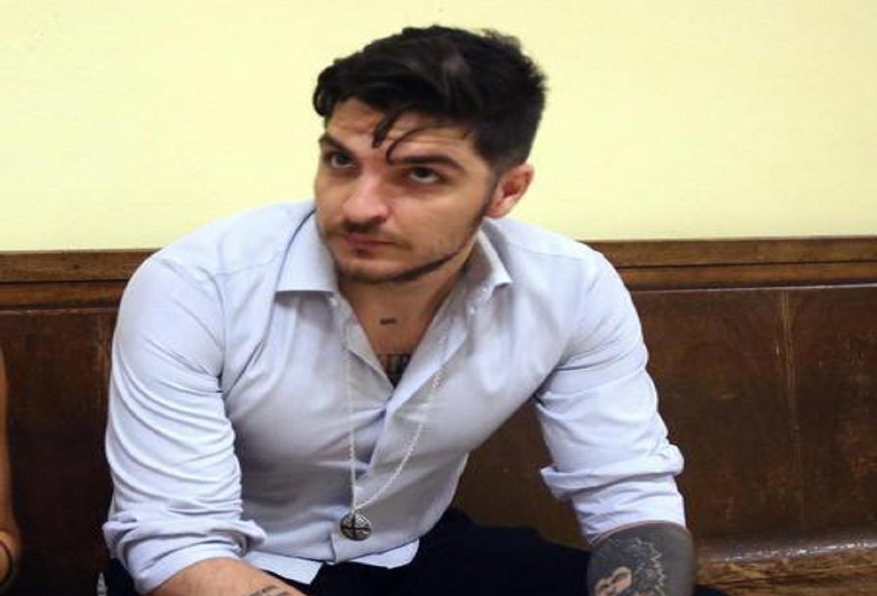 Luigi Favoloso, Ansa