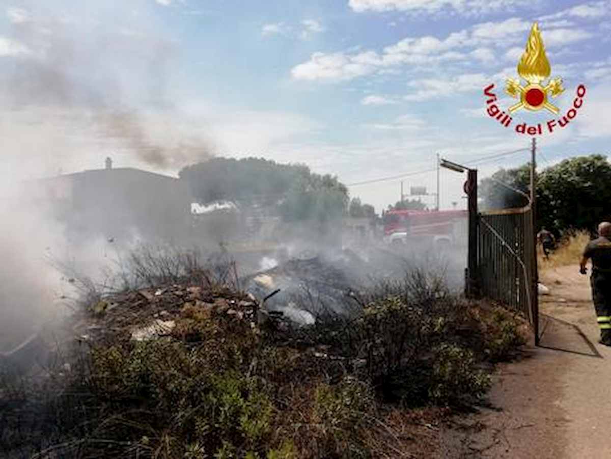 Muro Lucano, dà fuoco alle sterpaglie: 60enne muore avvolto dalle fiamme