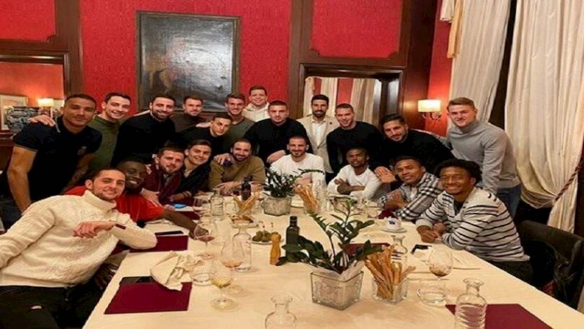Juventus a cena ma Cristiano Ronaldo non c'è...