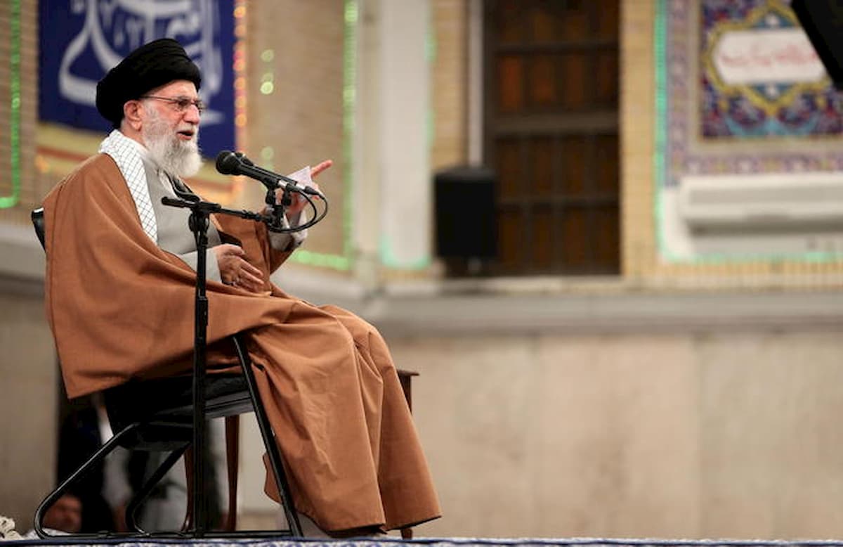 Operazione "Soleimani martire". La Guida Suprema Khamenei: "Schiaffo agli Usa, non è finita"