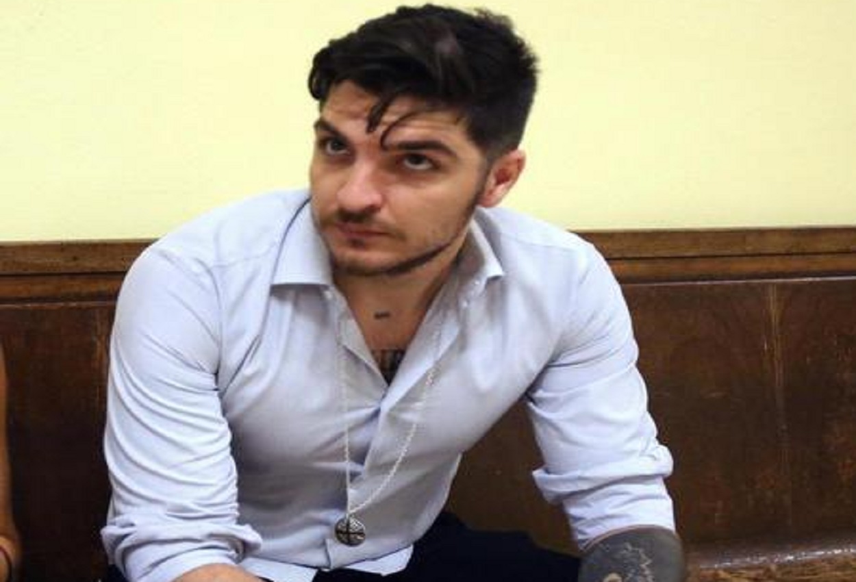 Luigi Favoloso, Ansa