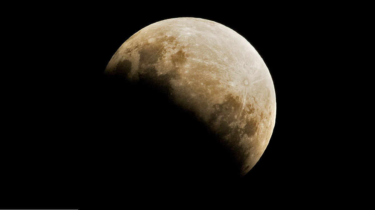 Eclissi Luna 10 gennaio 2020: la prima dell'anno visibile in Italia