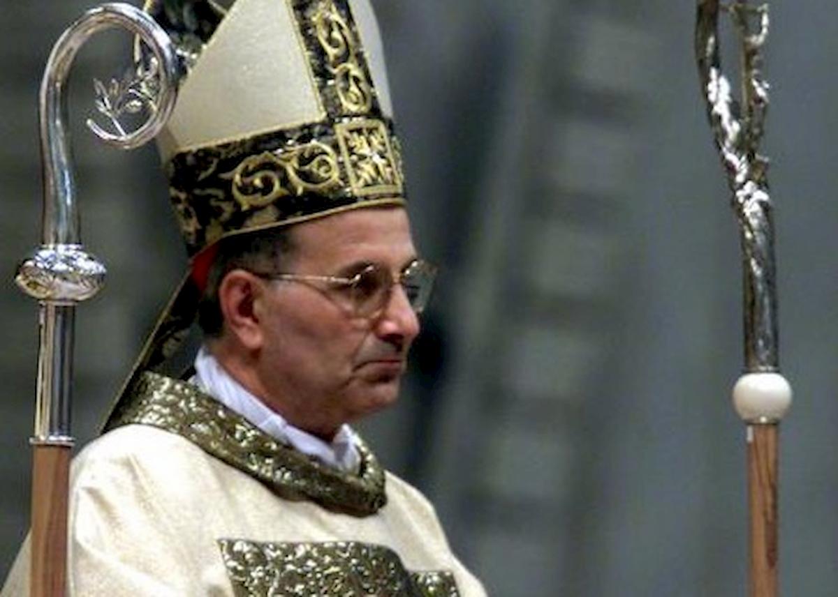 Trieste, l'omelia del vescovo Crepaldi contro intellettuali liberal: "Gesù non era gay o sardina"