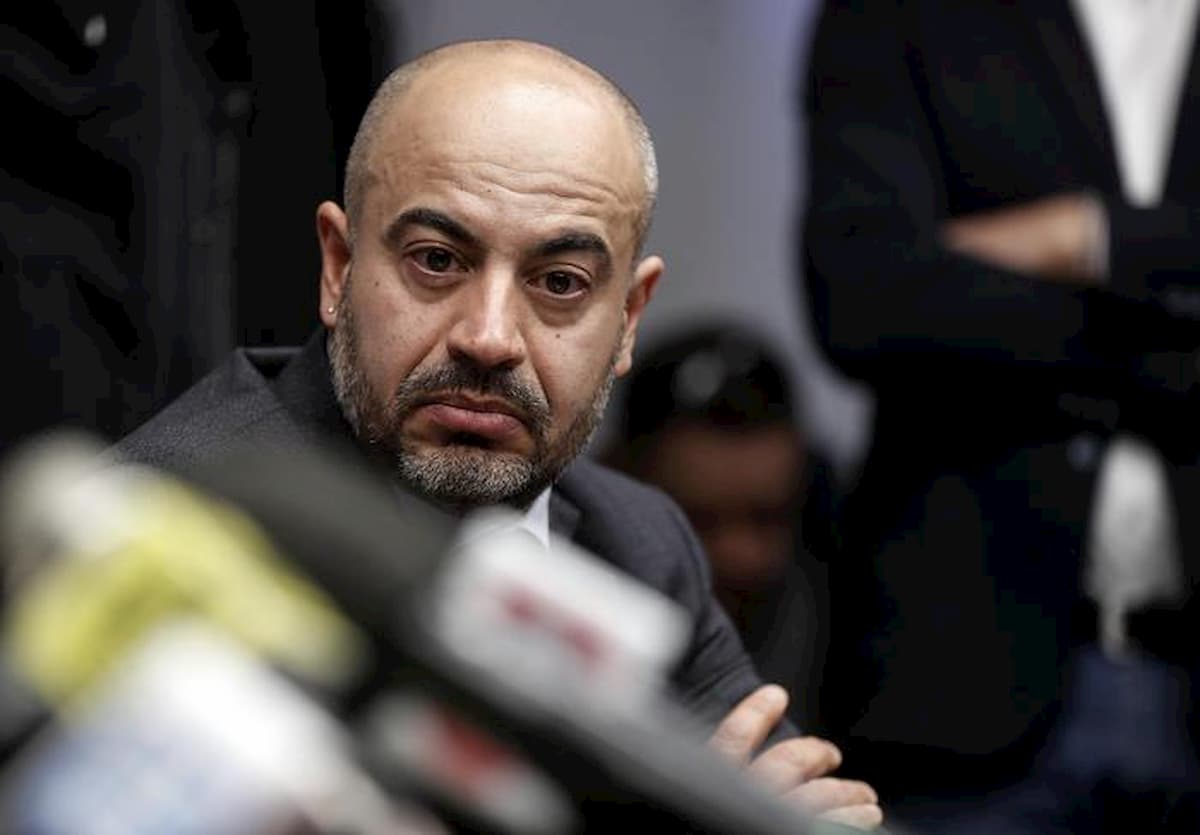 M5S, l'emorragia di parlamentari continua. Cacciato anche Gianluigi Paragone