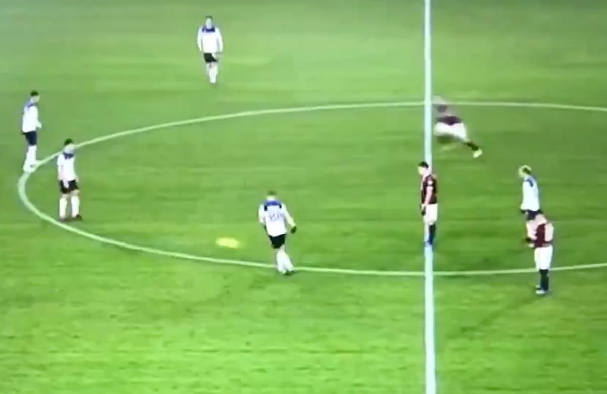 Pasalic fa la rabona, giocatori del Torino infuriati