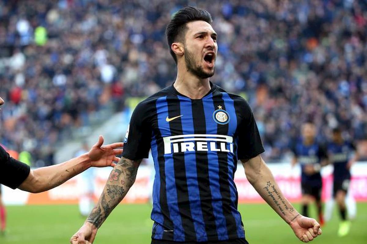 Calciomercato Milan, assalto a Politano. Per la difesa spunta Kjaer