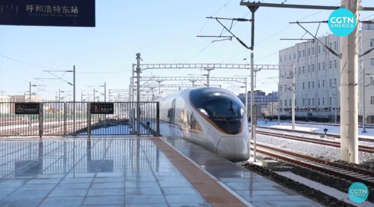 Cina, primo treno alta velcità senza conducente: arriva a 350 km/h