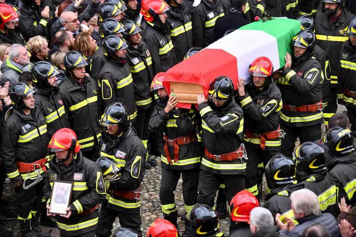 Quargnento, la vedova di un vigile del fuoco morto nell'esplosione: "2020 non portarmi via nessun altro"
