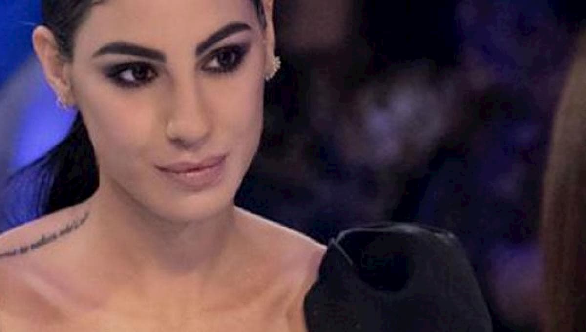 Verissimo, Giulia De Lellis si emoziona rivedendo un video di Andrea Damante. Per il web è "ancora sotto"