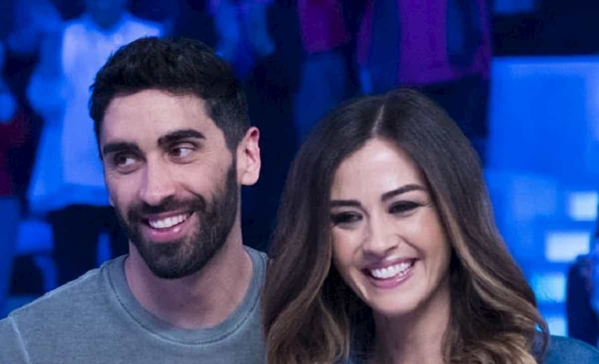 Verissimo: Giorgia Palmas e Filippo Magnini raccontano la proposta di matrimonio del nuotatore