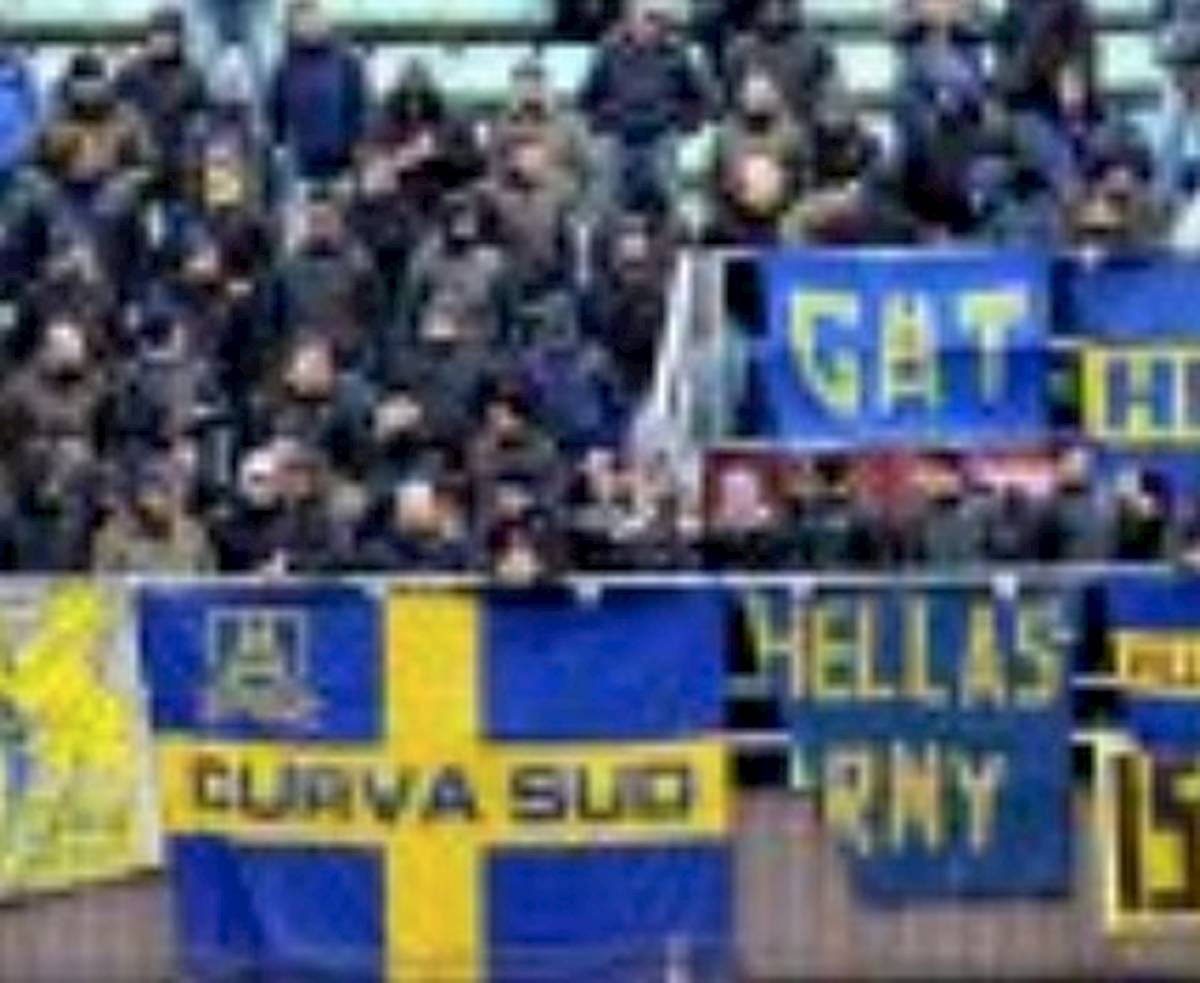 Verona-Genoa inizia con 15 minuti di ritardo, il motivo è clamoroso