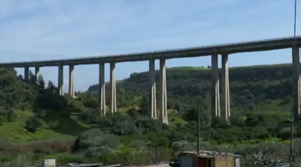 Il Ponte Morandi di Agrigento chiuso da mille giorni